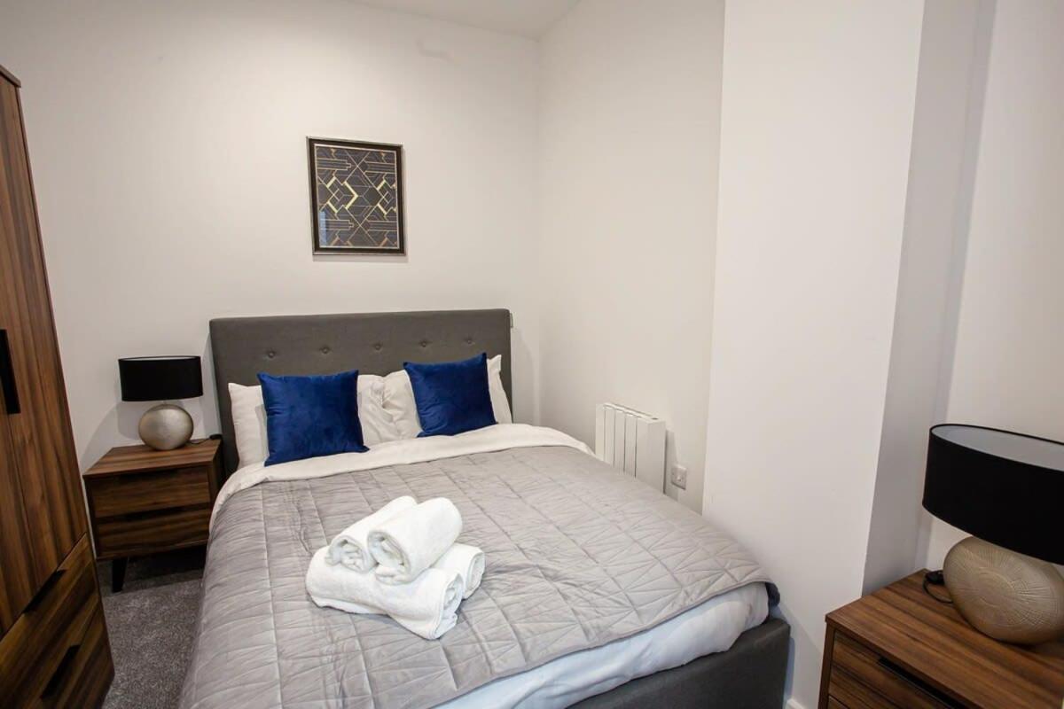 Lovely Open Plan 1 Bedroom Apartment In Bolton Extérieur photo