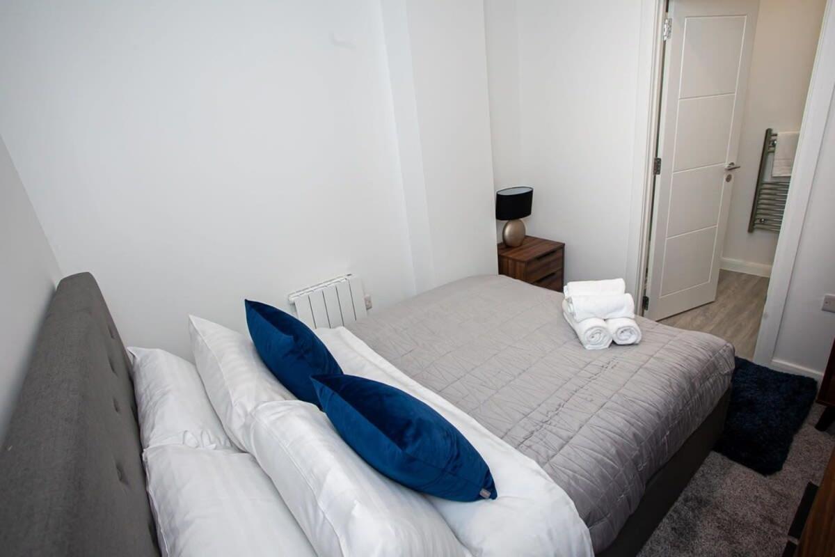 Lovely Open Plan 1 Bedroom Apartment In Bolton Extérieur photo