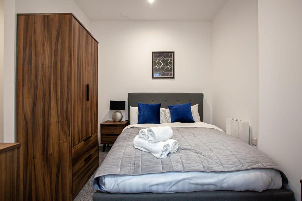 Lovely Open Plan 1 Bedroom Apartment In Bolton Extérieur photo